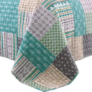 couvre lit matelassé artisanal et chaleureux