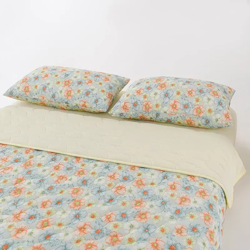 couette matelassée, sensation de fraîcheur. légère pour printemps / été sur un lit