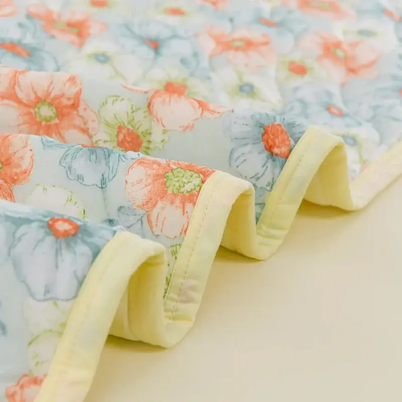 couette matelassée, sensation de fraîcheur. légère pour printemps / été plissée