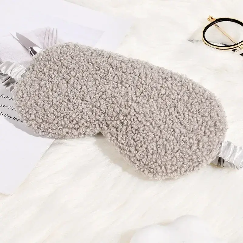 masque de nuit doux gris