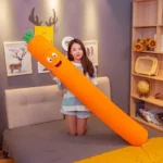 oreiller cylindrique mignon pour dormir sur le côté carotte